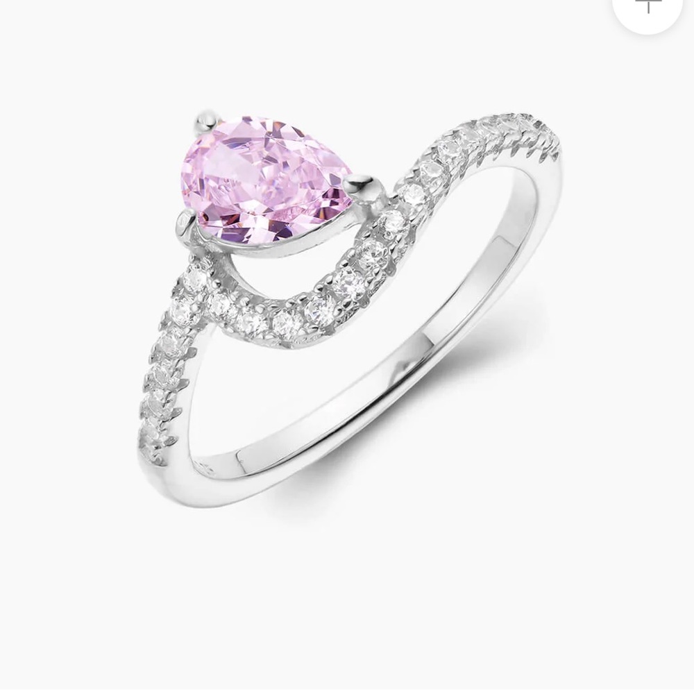 NWT Pink stone wave ring